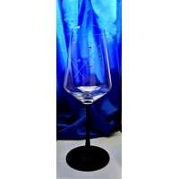 Weißweingläser Rotweingläser  24 x Swarovski Shwarzer Stiel Hand graviert Karla Sandra-8005 350ml 6 Stück.